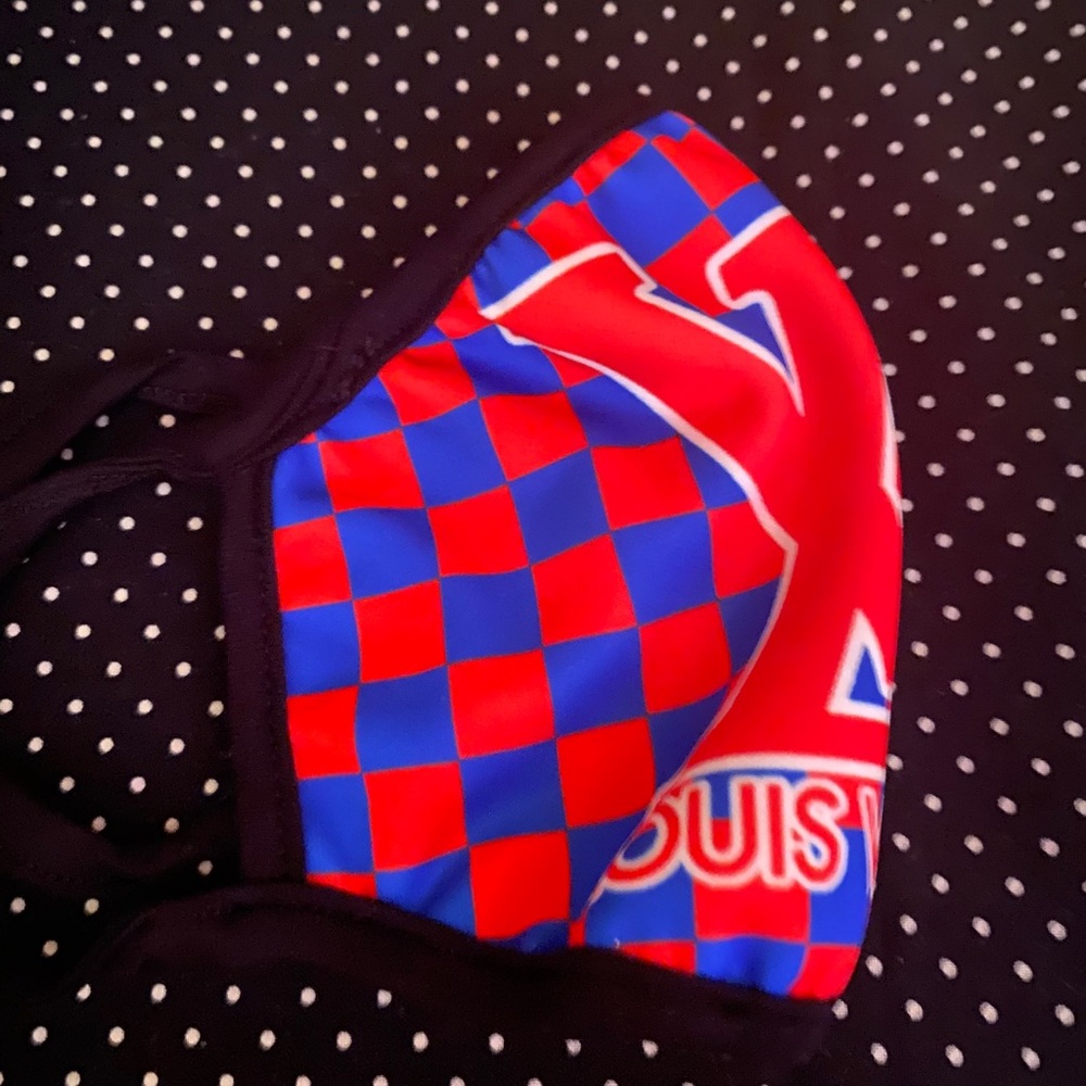 LV face mask